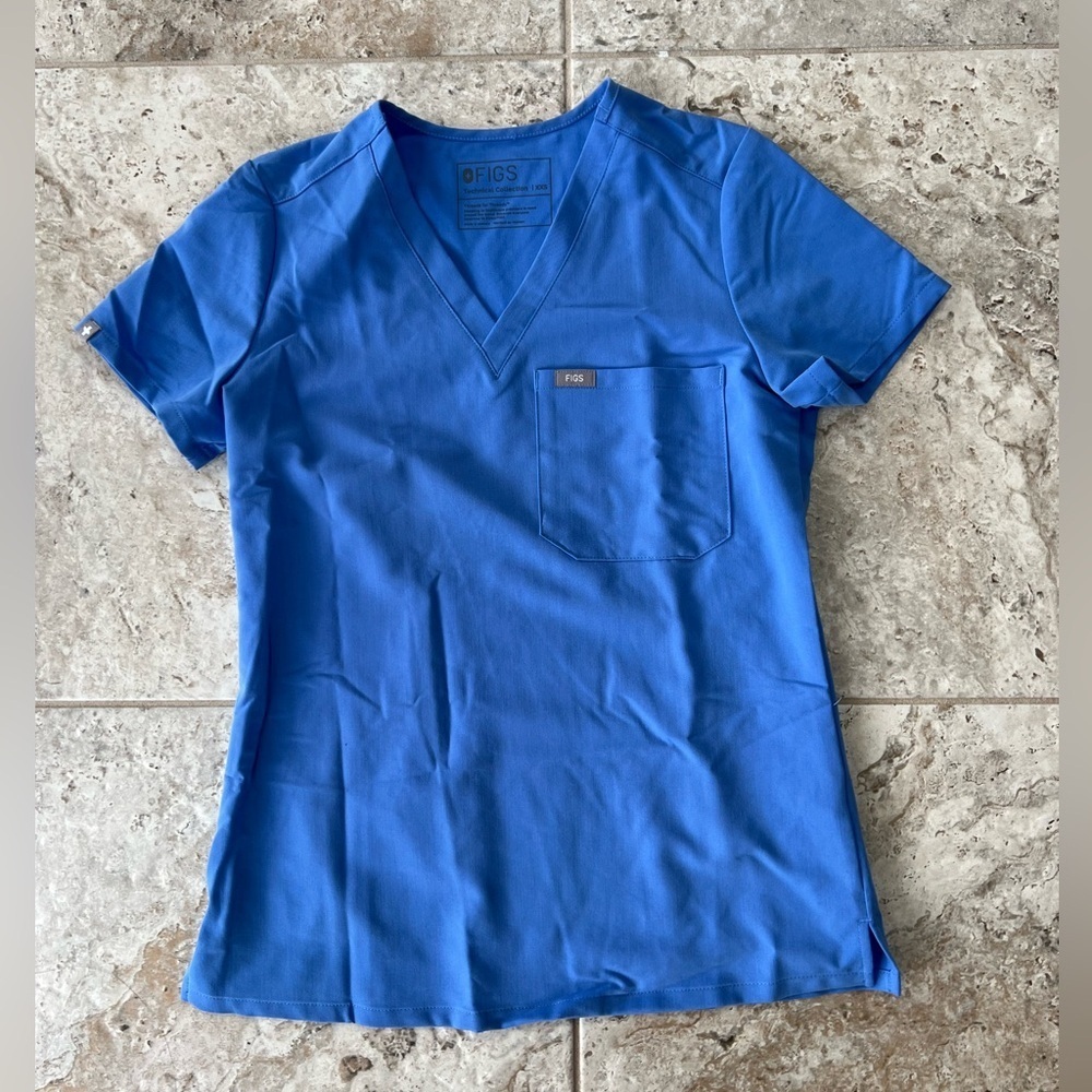 FIGS Women's Catarina One-Pocket Scrub Top in Ceil Blue PO# 1683, XXS - Picture 9 of 9